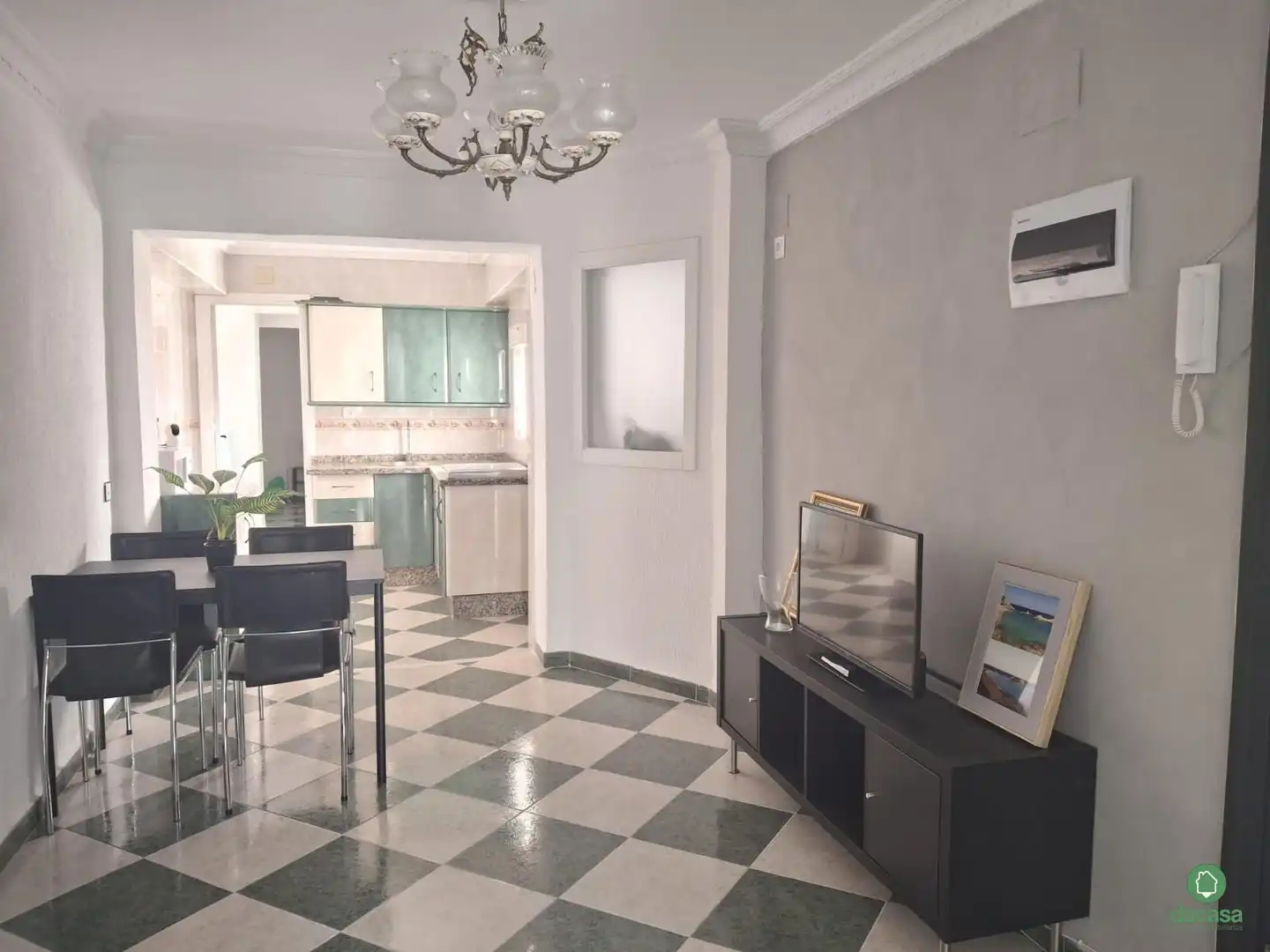 Küche von Wohnung zur Miete in Huelva mit Möbliert, Waschmaschine und Fernseher