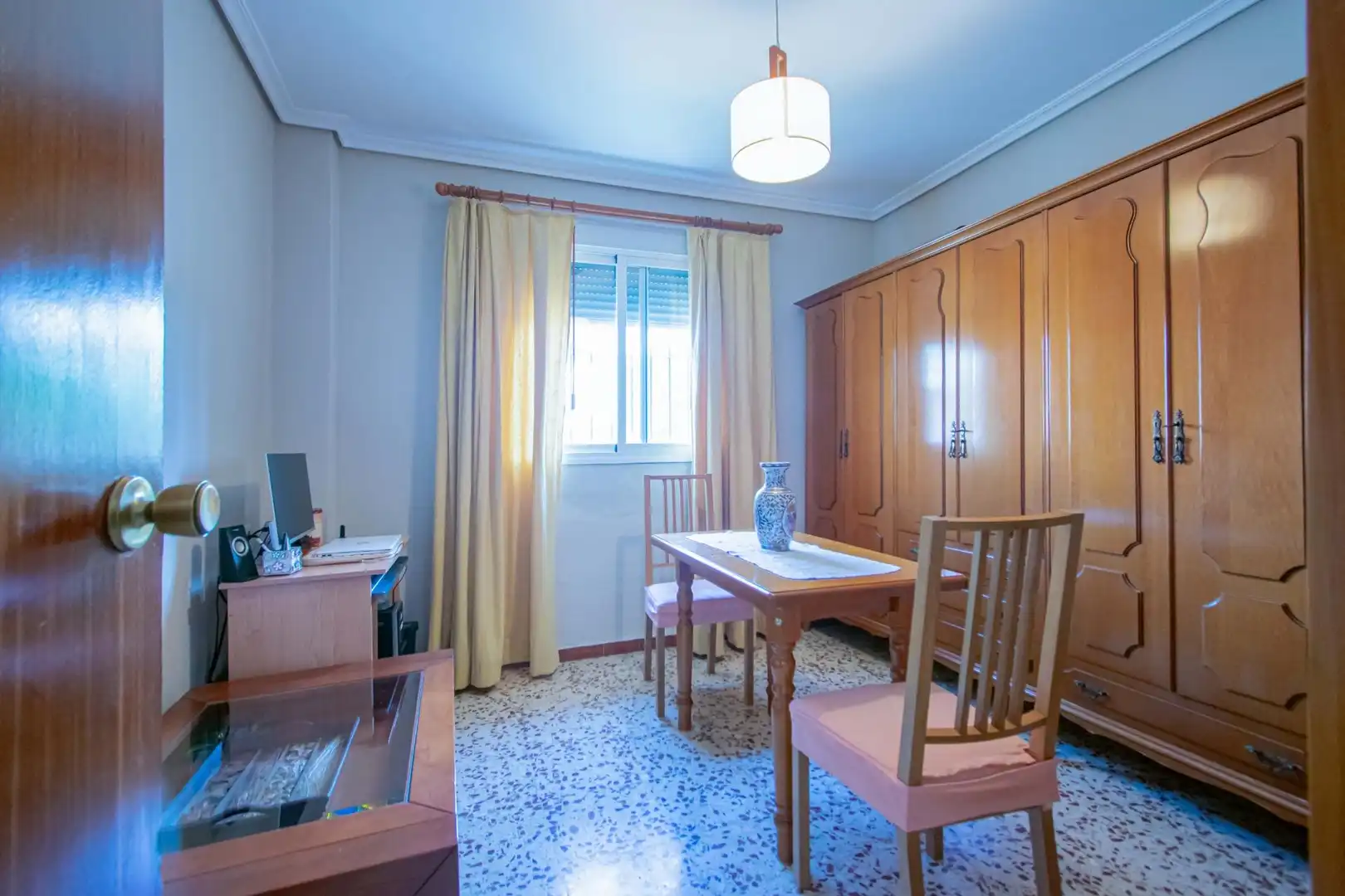 Bedroom of Houses for sale in Mairena del Aljarafe  with Air Conditioner, Heating and Private garden