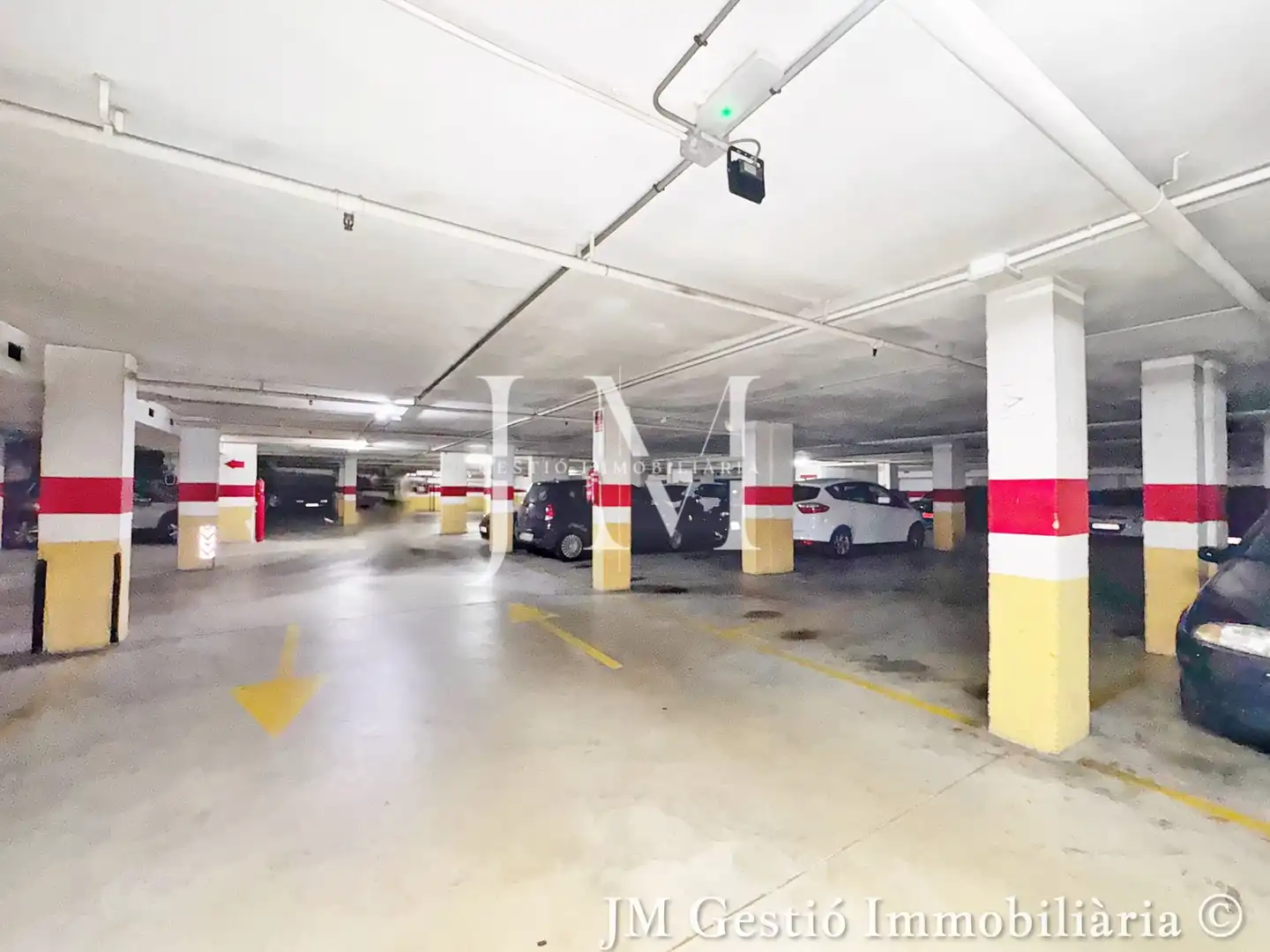Individual con ascensor en venta en Carrer de Pau Marsal 158, imagen 2