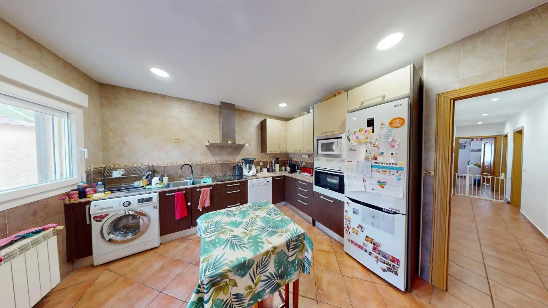 Cocina de Casa o chalet en venta en El Molar (Madrid) con Aire acondicionado, Calefacción y Jardín privado