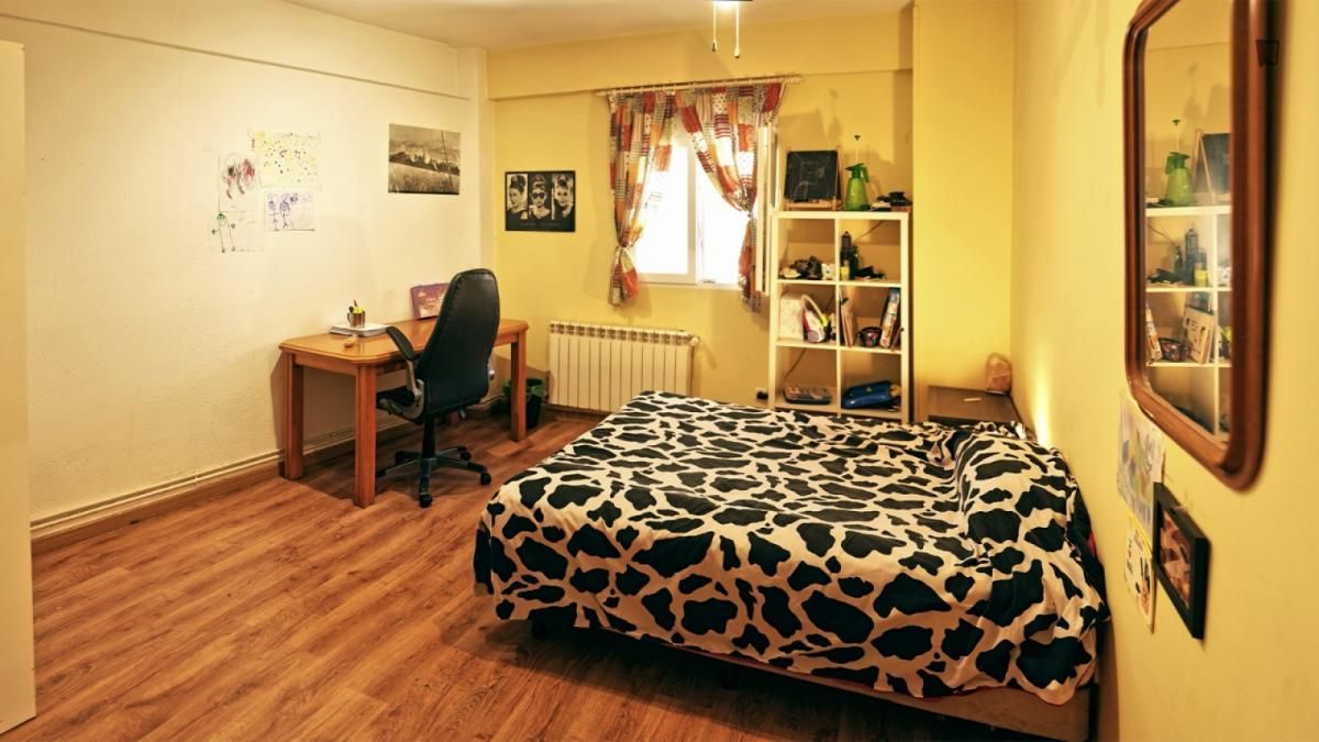 Apartment for share in Opañel