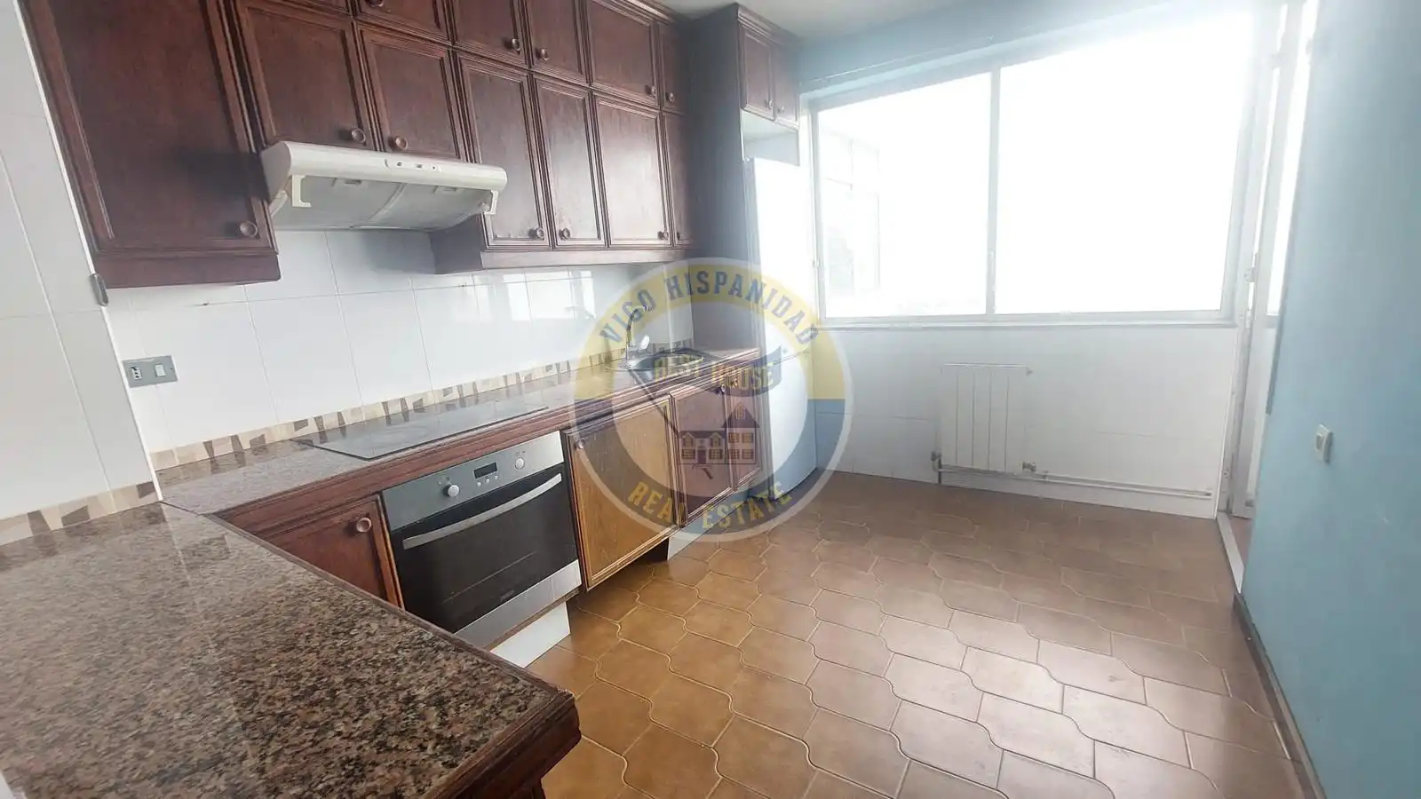 Cuina de Pis en venda en Vigo  amb Calefacció, Parquet i Traster