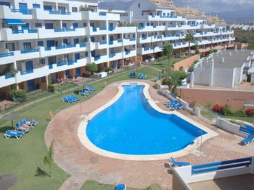 Apartament amb piscina en venda a La Duquesa