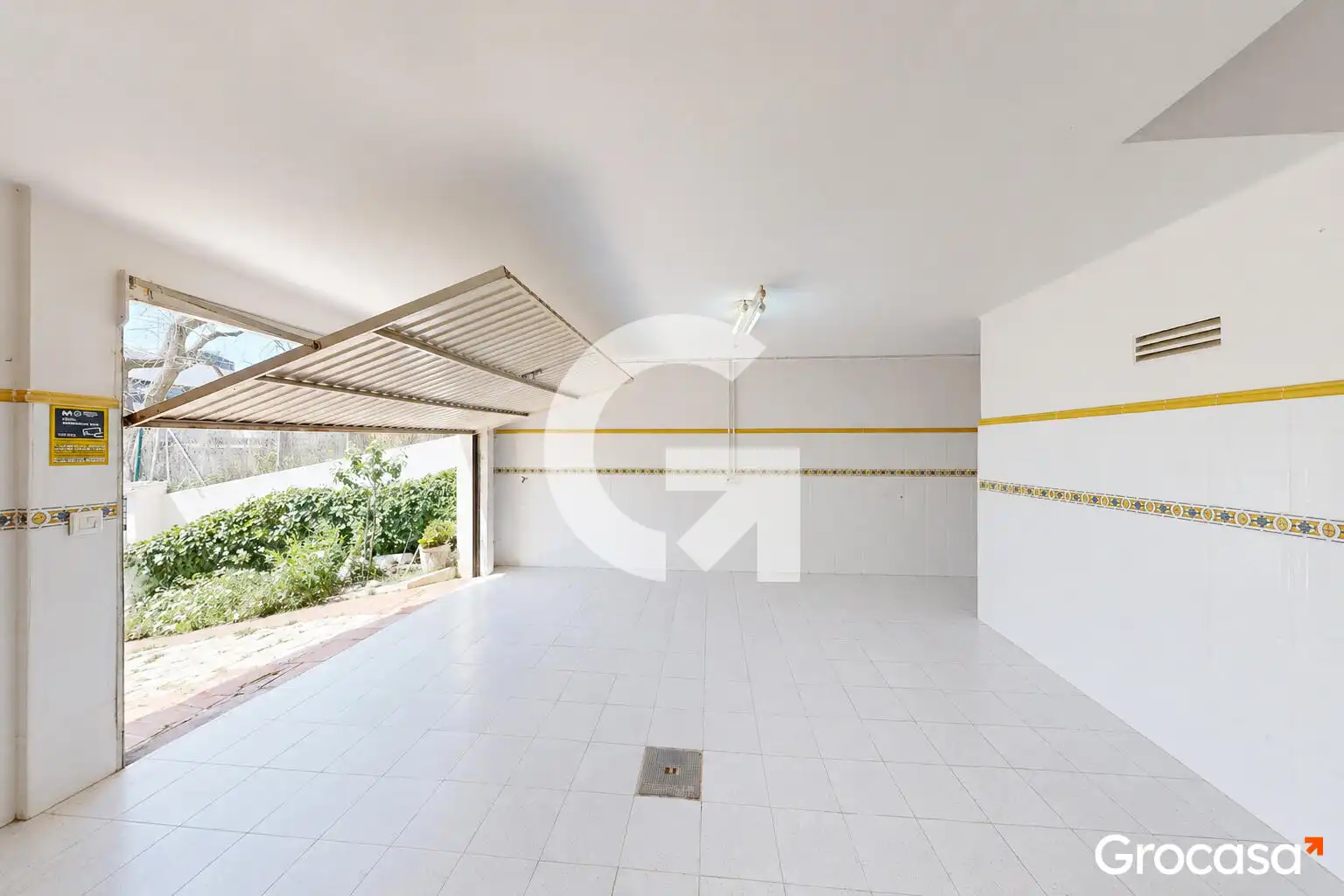 Garden of Houses for sale in Corbera de Llobregat  with Air Conditioner, Heating and Private garden
