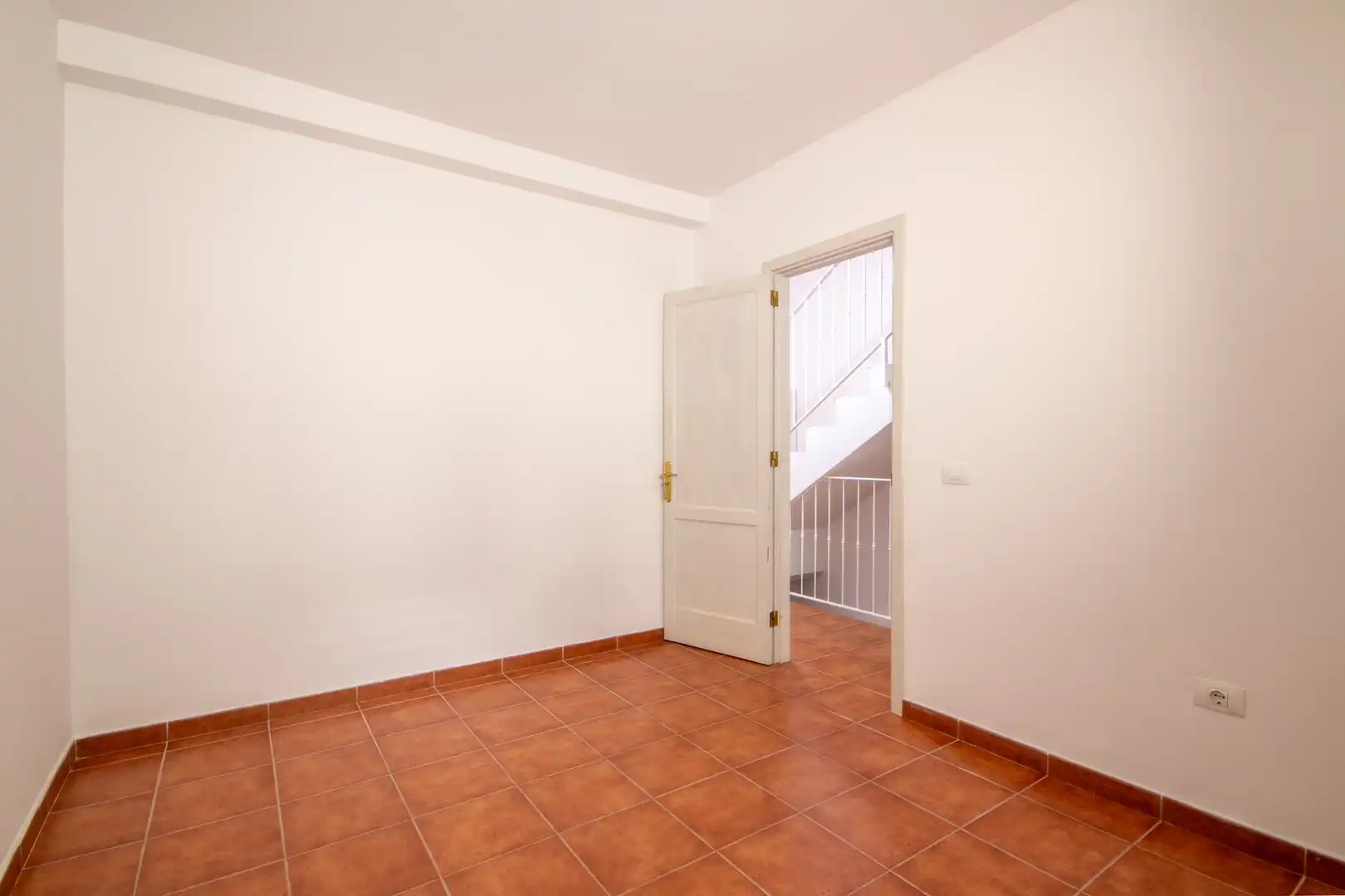 Casa amb terrassa en venda a Calle Amagro, imagen 24
