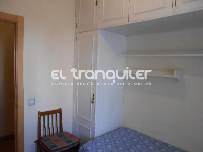 Penthouse with lift to rent in Calle Torres Miranda, imagen 18