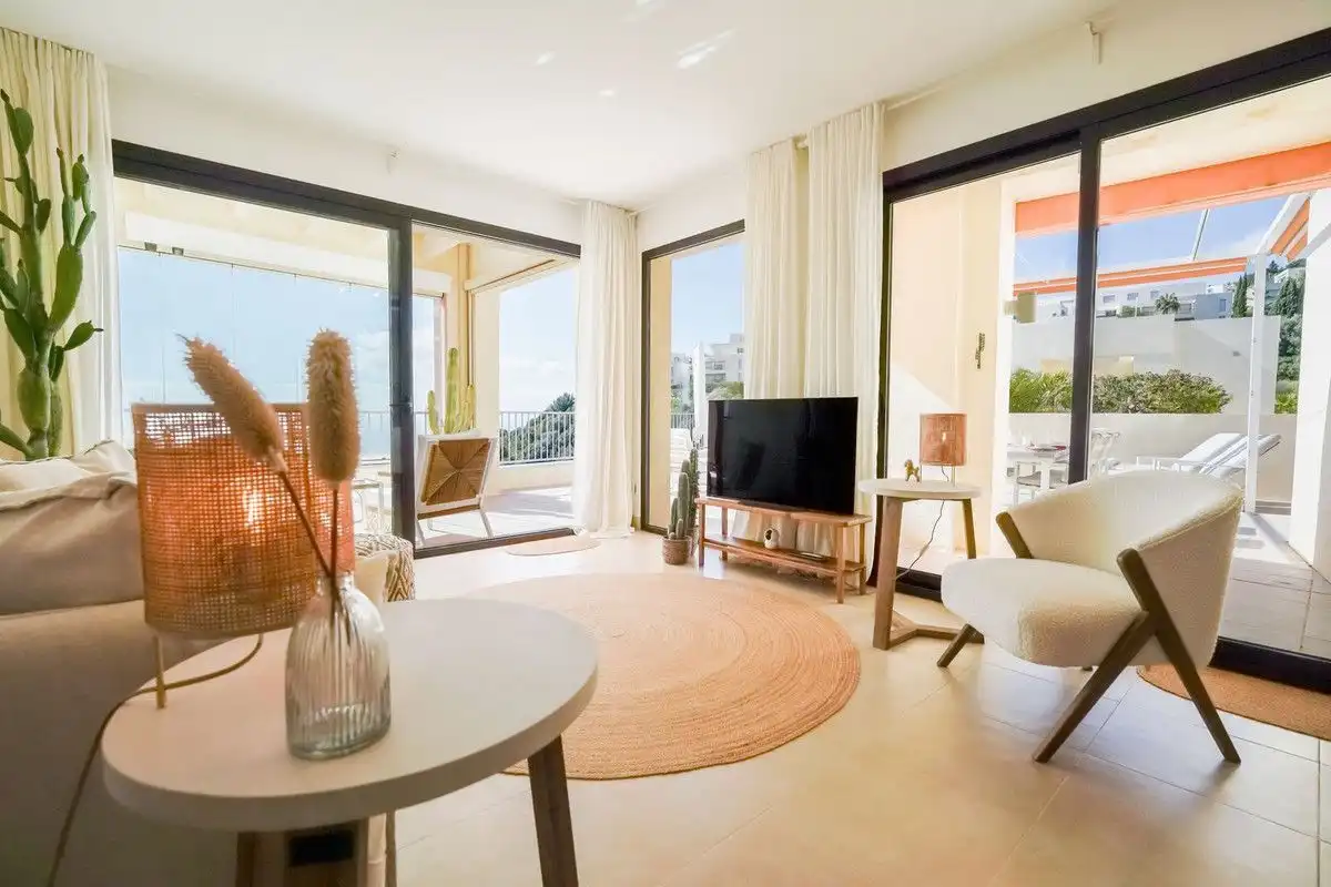 Sala d'estar de Àtic en venda en Marbella amb Aire condicionat, Calefacció i Terrassa