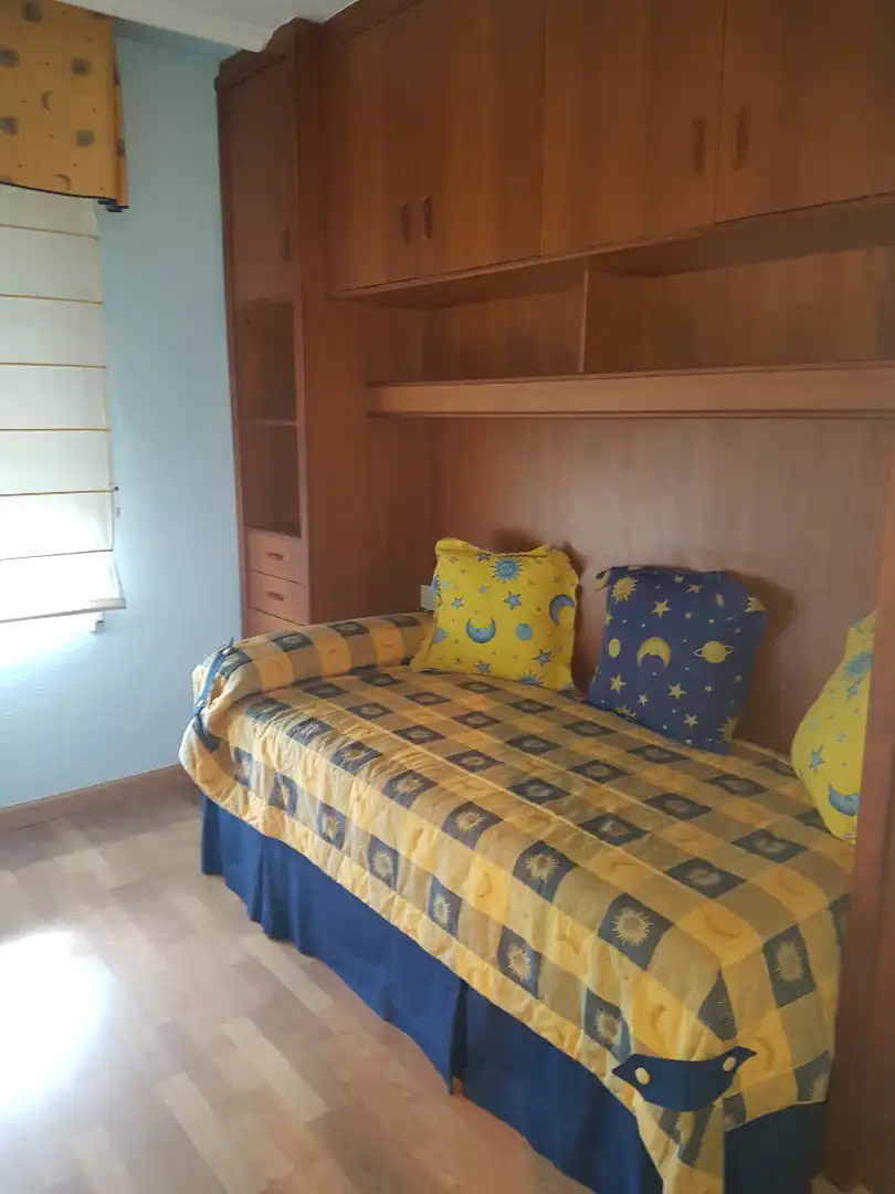 Schlafzimmer von Wohnungen zur Miete in Albacete mit Heizung, Parkett und Abstellraum