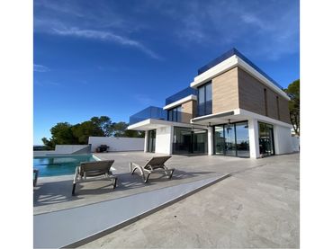House for sale in Calle Londres