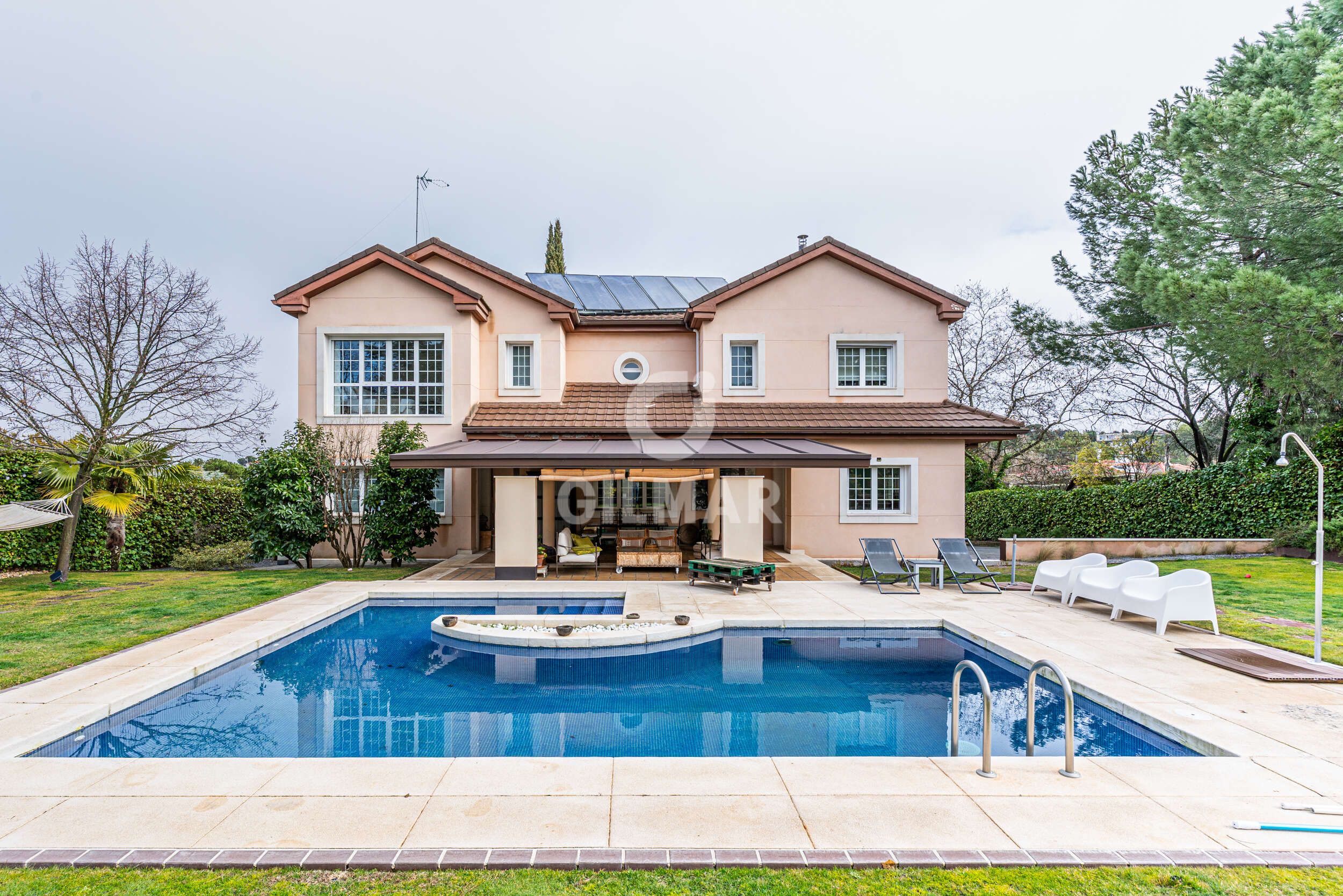 Jardín de Casa o chalet en venta en Boadilla del Monte con Calefacción, Jardín privado y Piscina