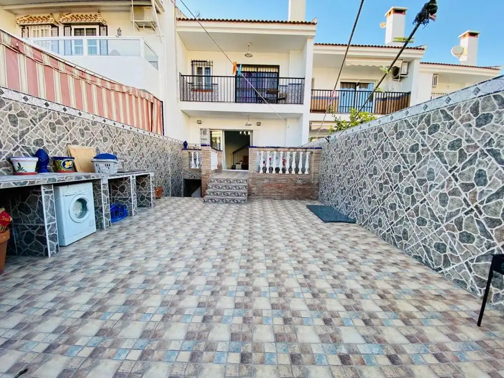 Terraza de Casa o chalet de alquiler en Vélez-Málaga con Terraza y Internet