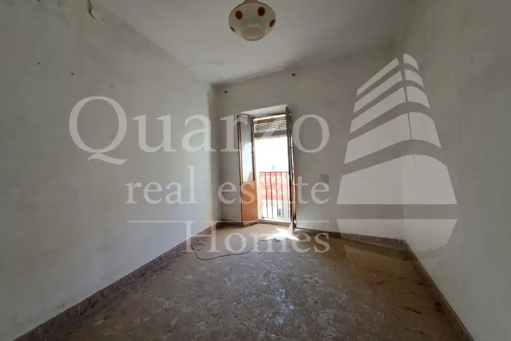 Sala d'estar de Casa adosada en venda en Torre de Santa María