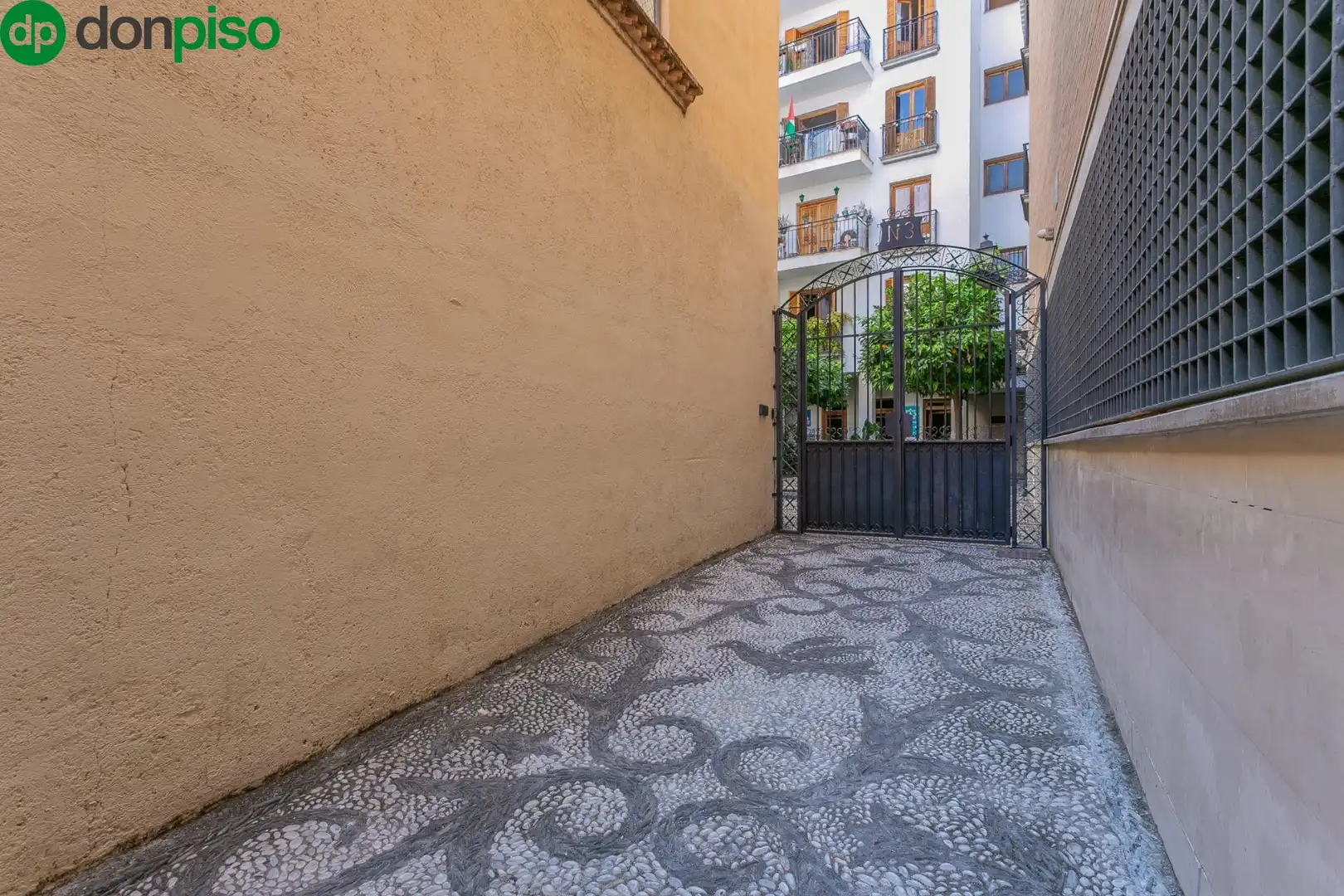 Vista exterior de Trastero en venta en Granada