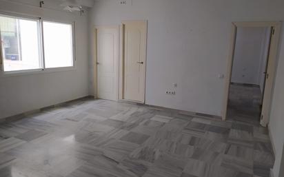 Bedroom of Flat for sale in  Sevilla Capital