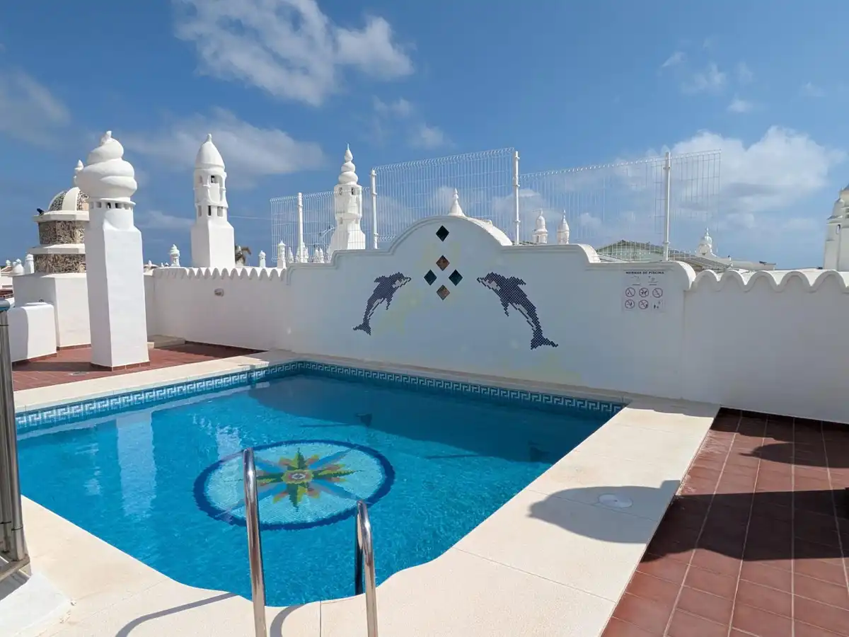 Piscina de Dúplex en venda en Benalmádena amb Aire condicionat, Calefacció i Terrassa