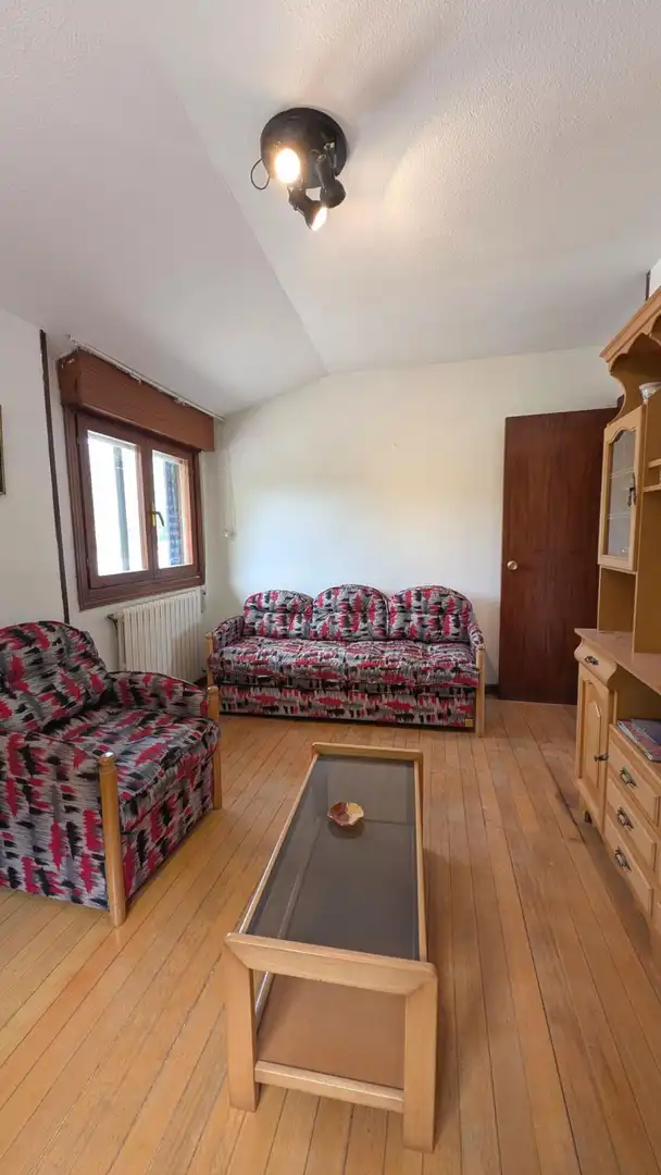 Wohnzimmer von Wohnung zum Verkauf in Vega de Pas mit Heizung, Abstellraum und Möbliert