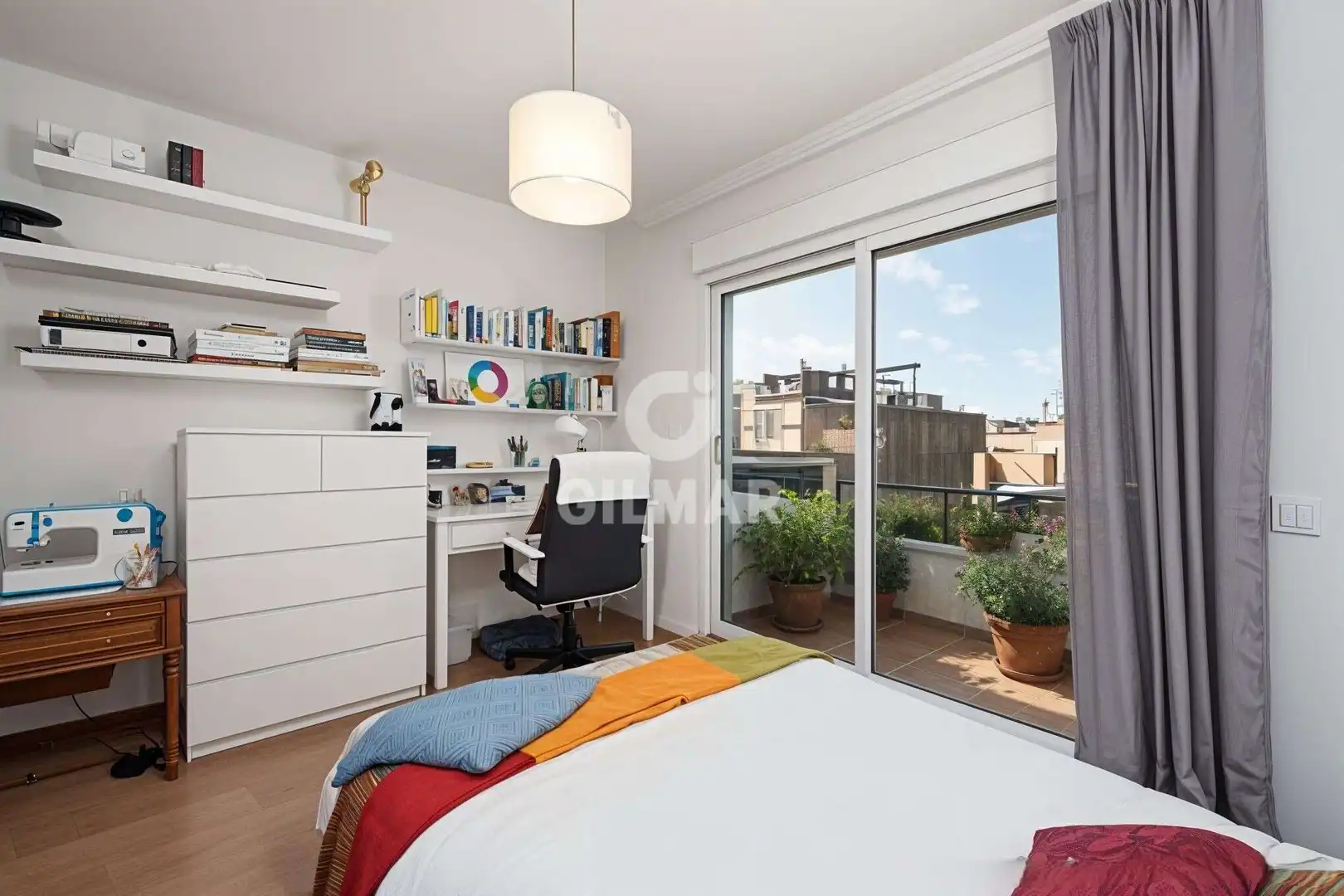 Schlafzimmer von Wohnung zum Verkauf in Madrid mit Heizung, Abstellraum und Balkon