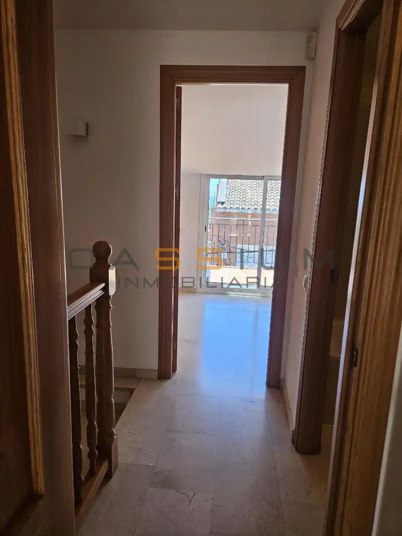 Balcony of Houses for sale in Rubí  with Air Conditioner, Heating and Private garden