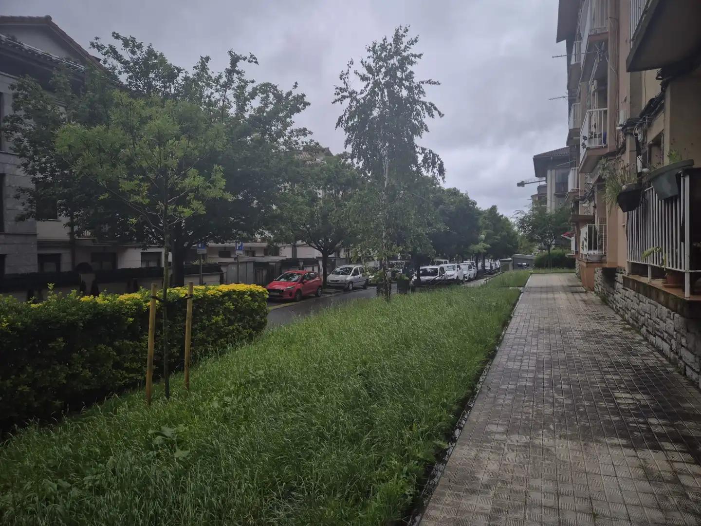 Vista exterior de Piso en venta en Irun  con Balcón
