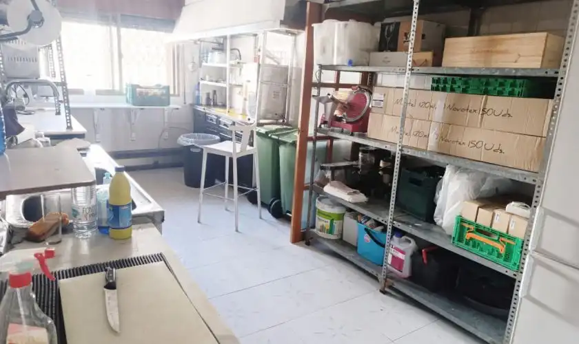 Local de alquiler en Carboneras con Aire acondicionado y Calefacción