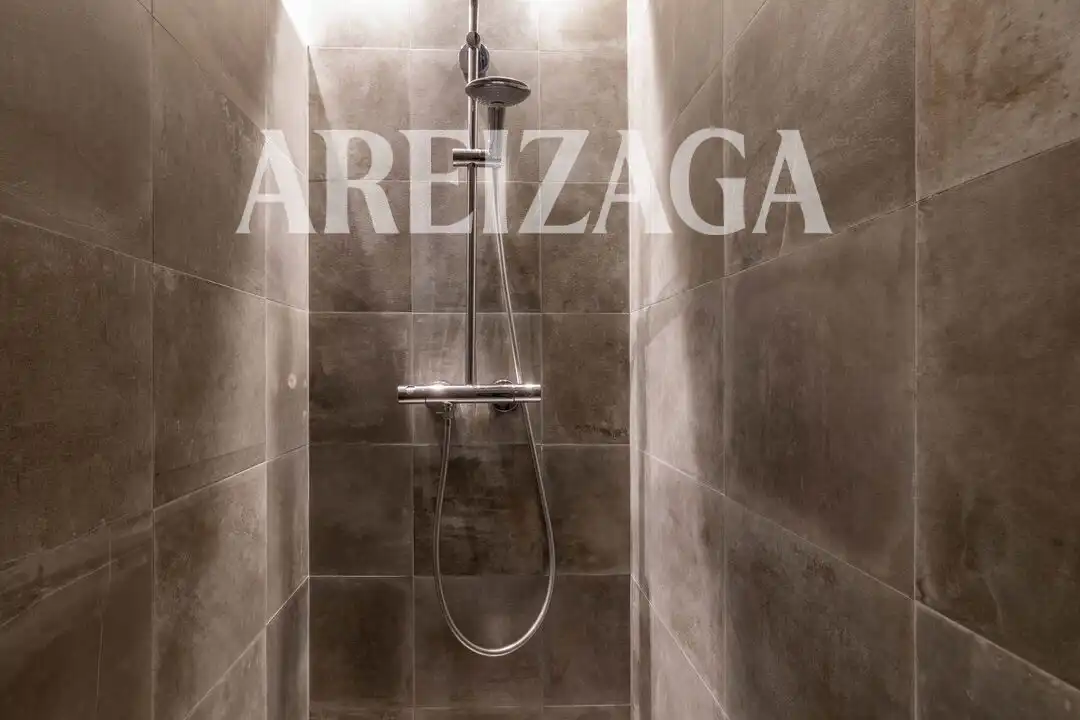 Piso con terraza en venta en Calle Arrasate, imagen 24
