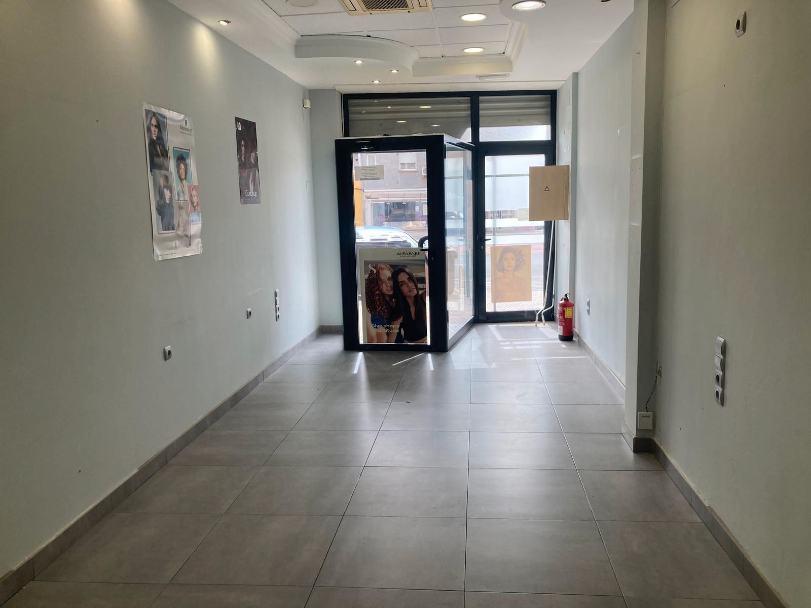 Premises for sale in Villena  with Air Conditioner