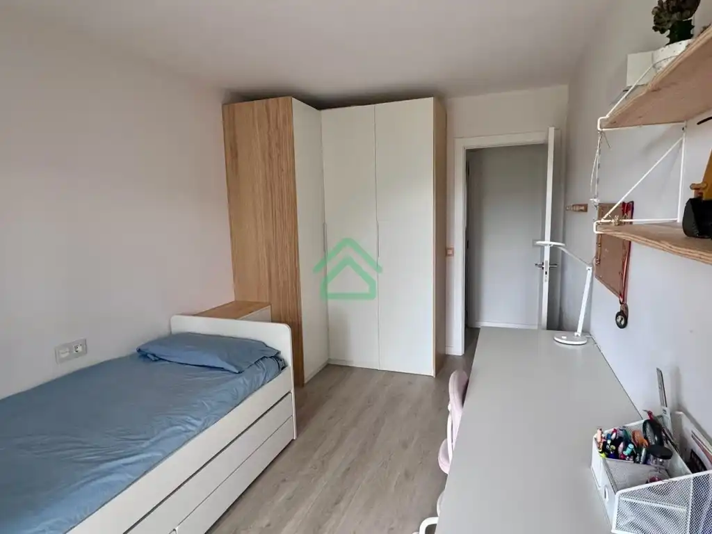 Habitación de Piso en venta en Montferrer i Castellbò