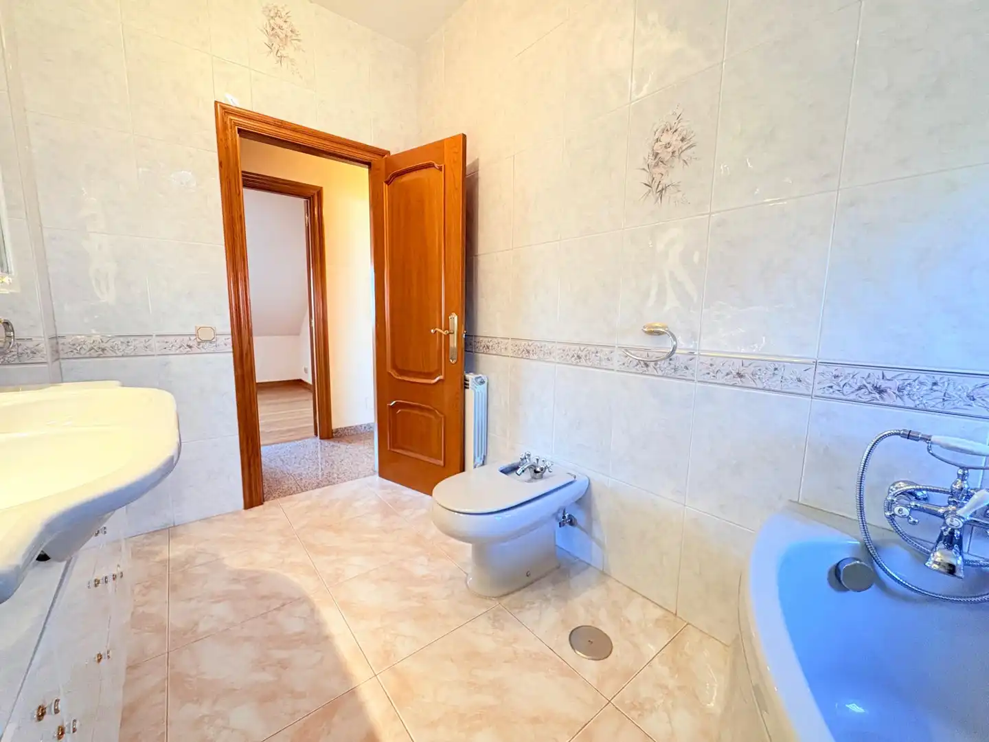 Baño de Casa o chalet en venta en Ponferrada con Calefacción, Terraza y Amueblado