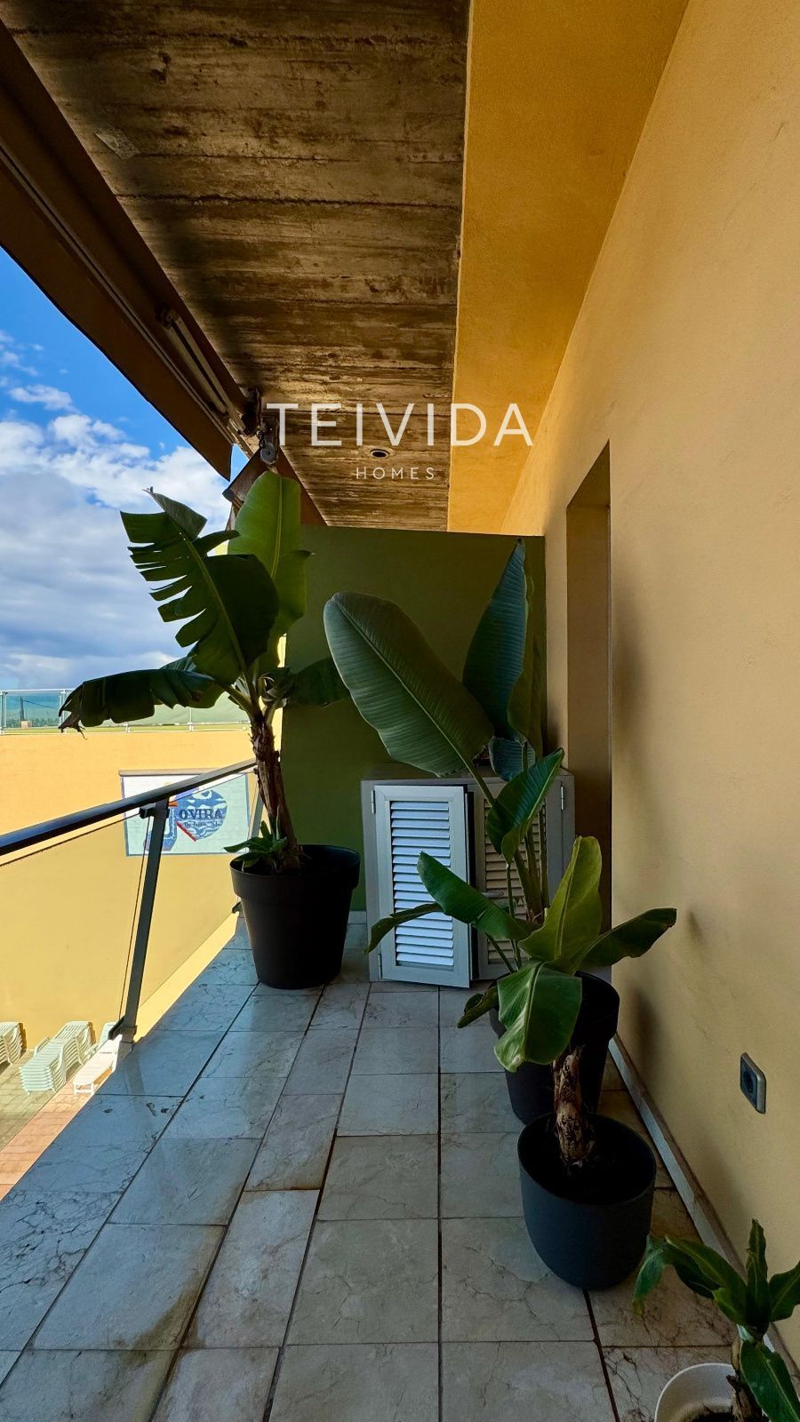 Terrassa de Pis de lloguer en Guía de Isora amb Terrassa, Piscina i Moblat