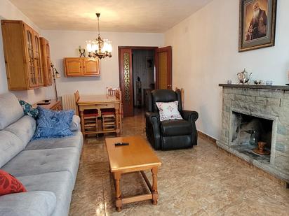 Living room of Single-family semi-detached for sale in Fondarella  with Heating