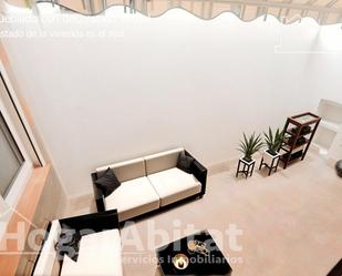 Living room of Flat for sale in  Valencia Capital  with Terrace, Balcony and Alarm
