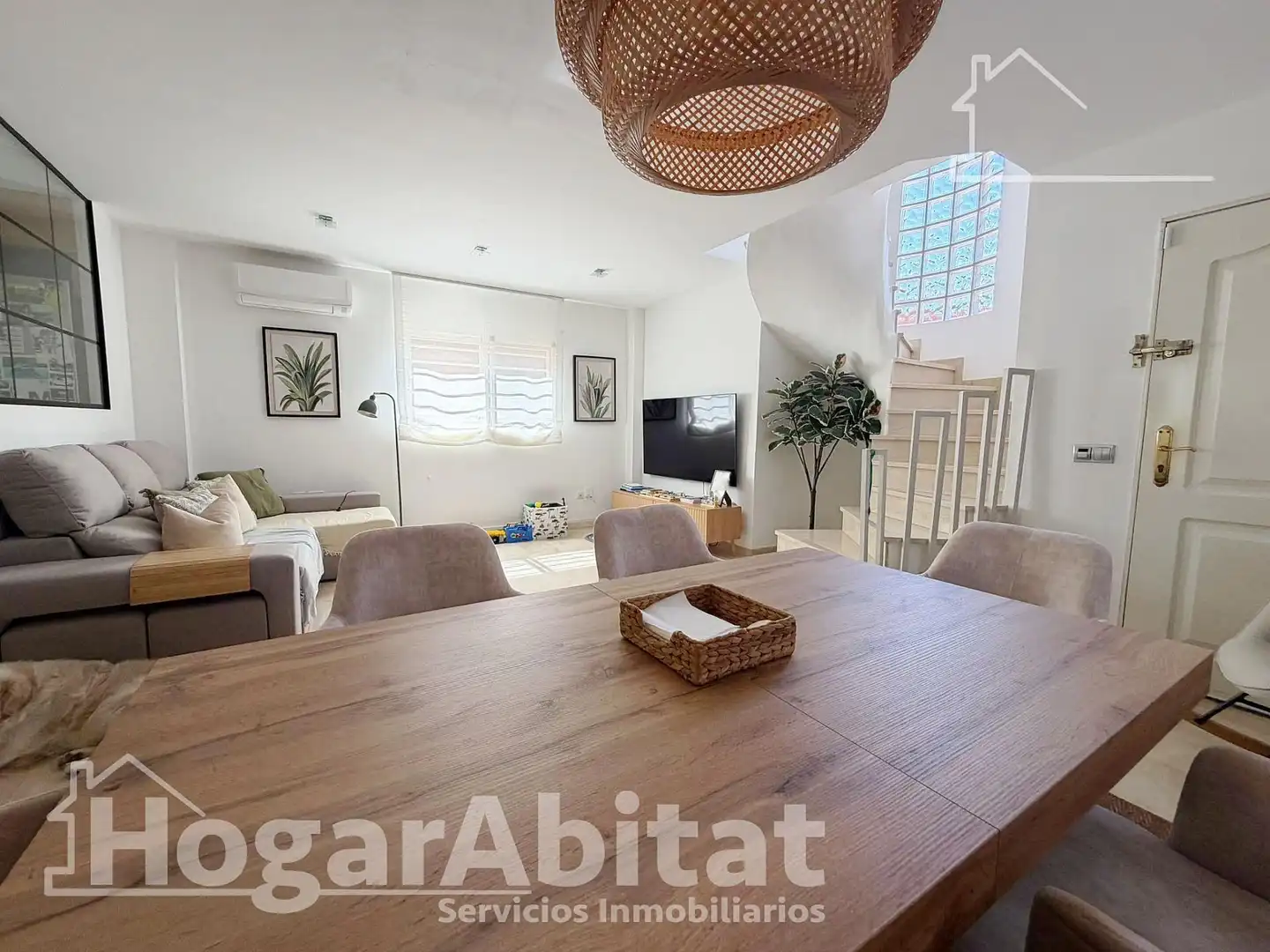 Living room of Houses for sale in Moncada  with Air Conditioner, Heating and Private garden