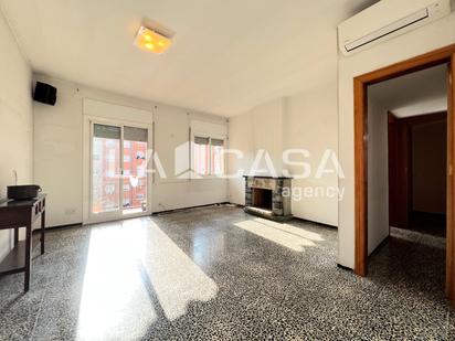 Living room of Flat for sale in  Barcelona Capital  with Balcony