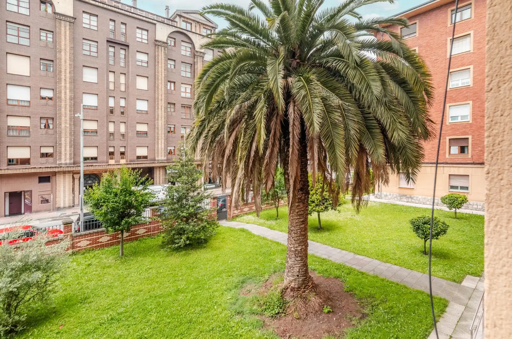 Flat for rent in Calle RAMON PEREZ DE AYALA, 52, San Pedro - Siana