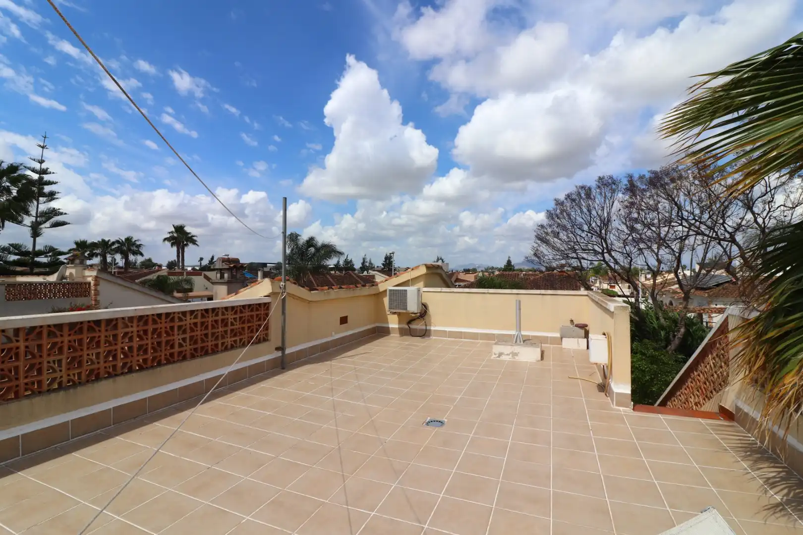 Terrassa de Casa o xalet en venda en Daya Vieja amb Terrassa i Traster