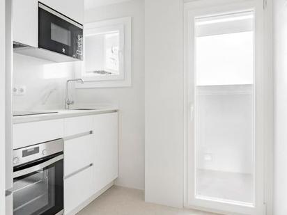 Kitchen of Flat for sale in  Madrid Capital  with Air Conditioner and Terrace