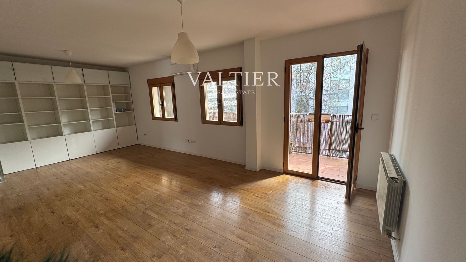 Attic for rent in  Madrid Capital  with Air Conditioner and Terrace