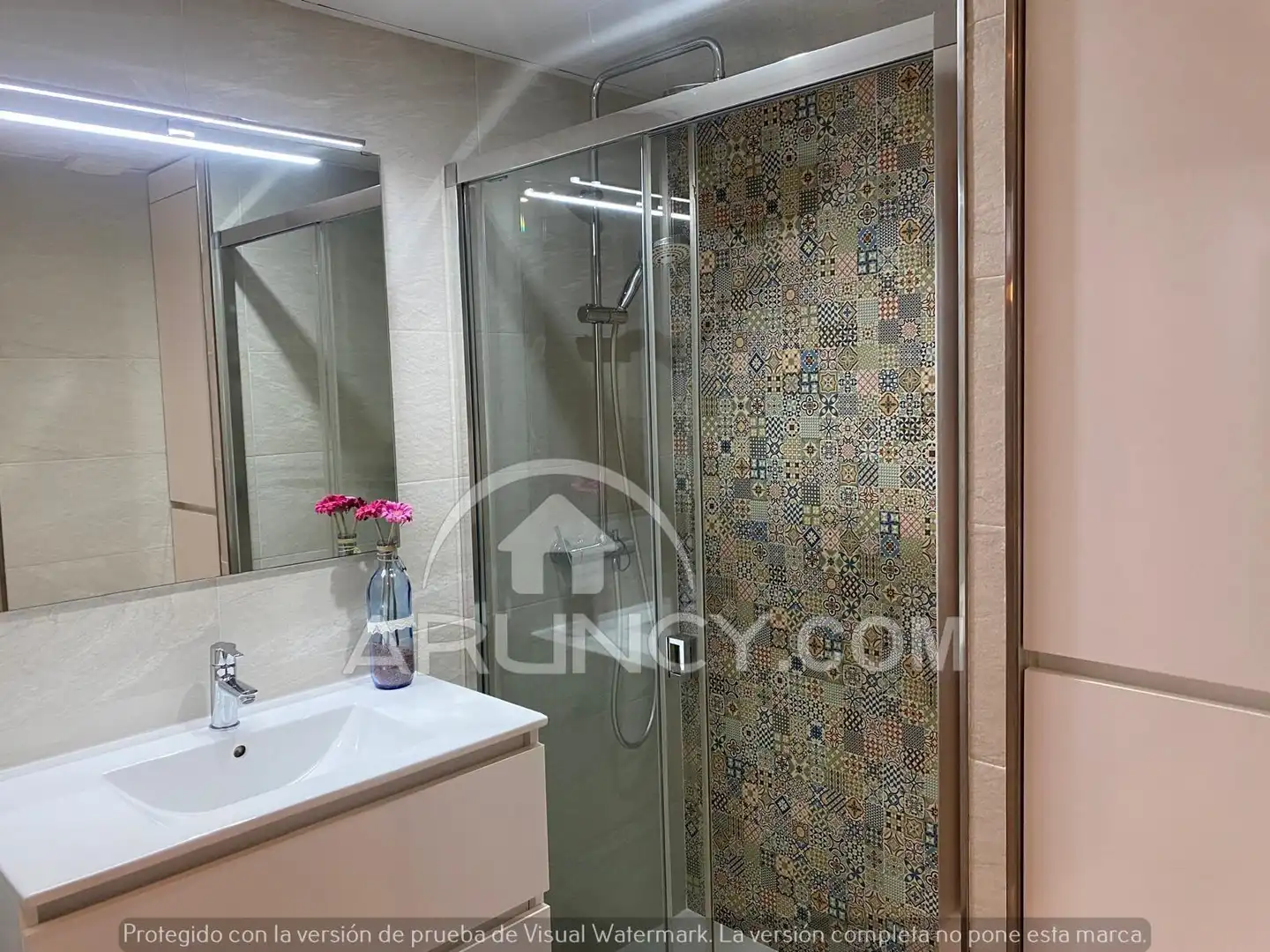 Bathroom of Flat for rent in Alcalá de Guadaira  with Air Conditioner and Terrace