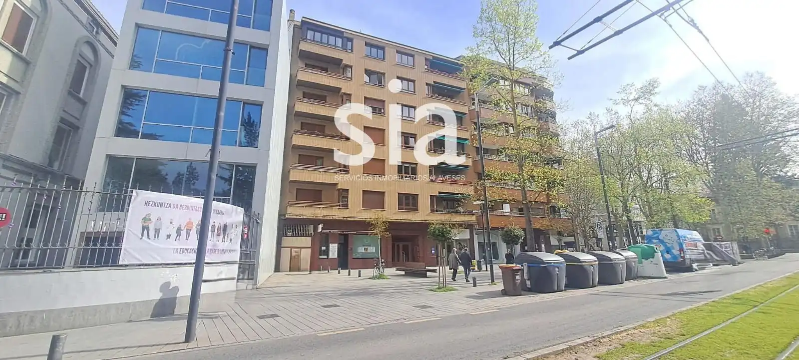 Vista exterior de Piso en venta en Vitoria - Gasteiz con Calefacción, Terraza y Trastero