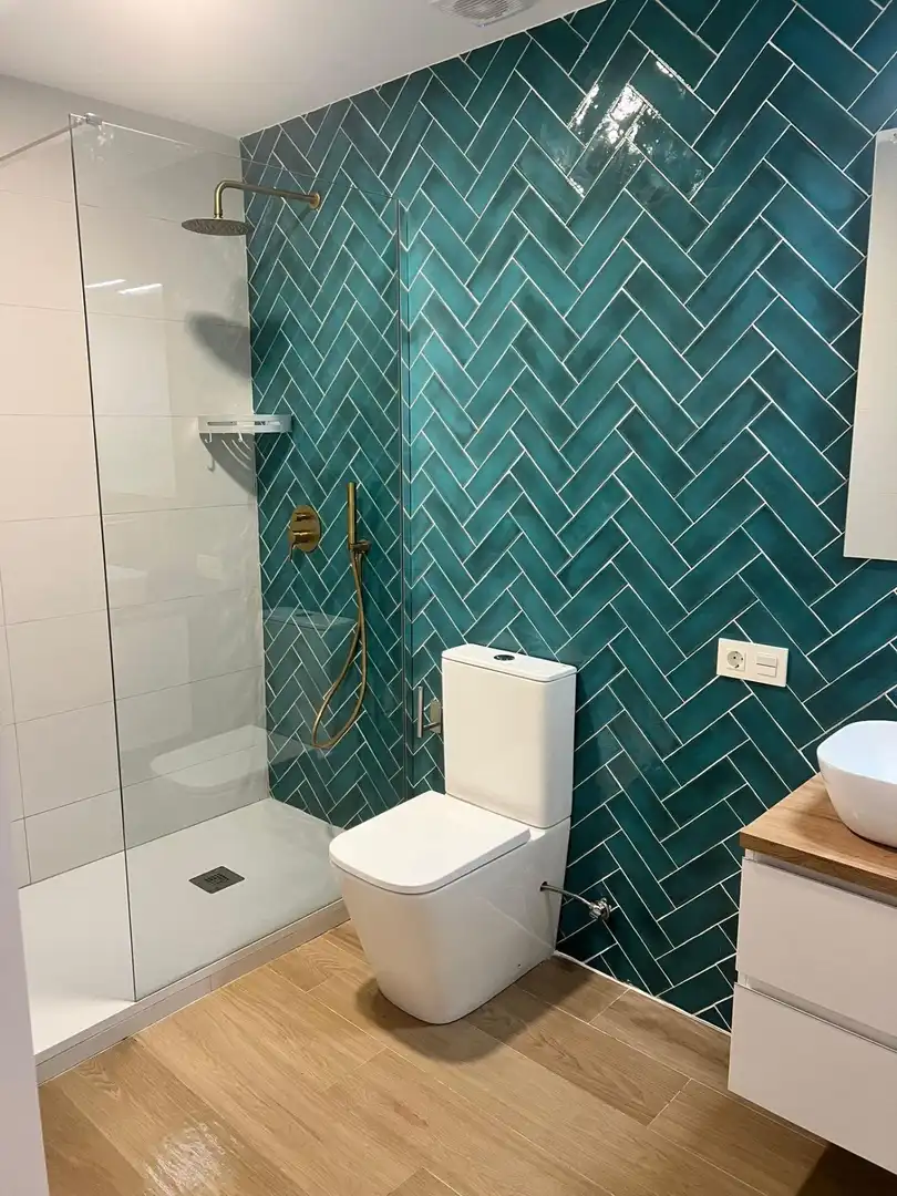 Bany de Estudi de lloguer en Málaga amb Aire condicionat, Calefacció i Parquet