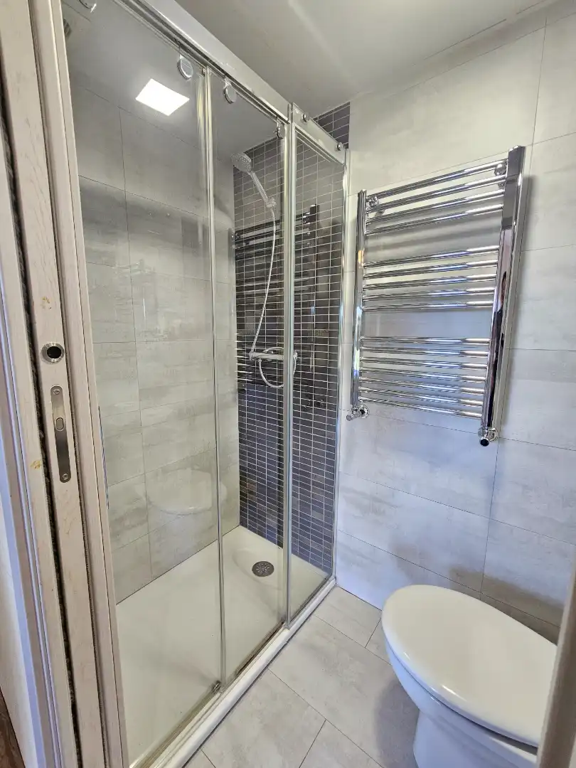 Piso con ascensor en venta en Calle del Marqués de la Valdavia, imagen 22