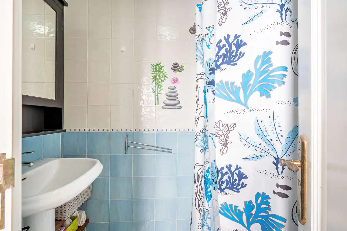 Bathroom of Apartments for sale in Arrecife  with Furnished