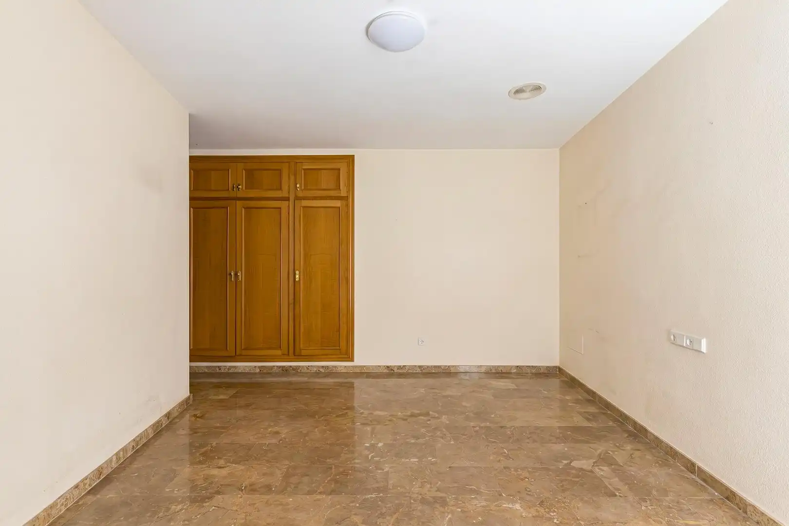 Flat for sale in Murcia  with Air Conditioner, Storage room and Balcony
