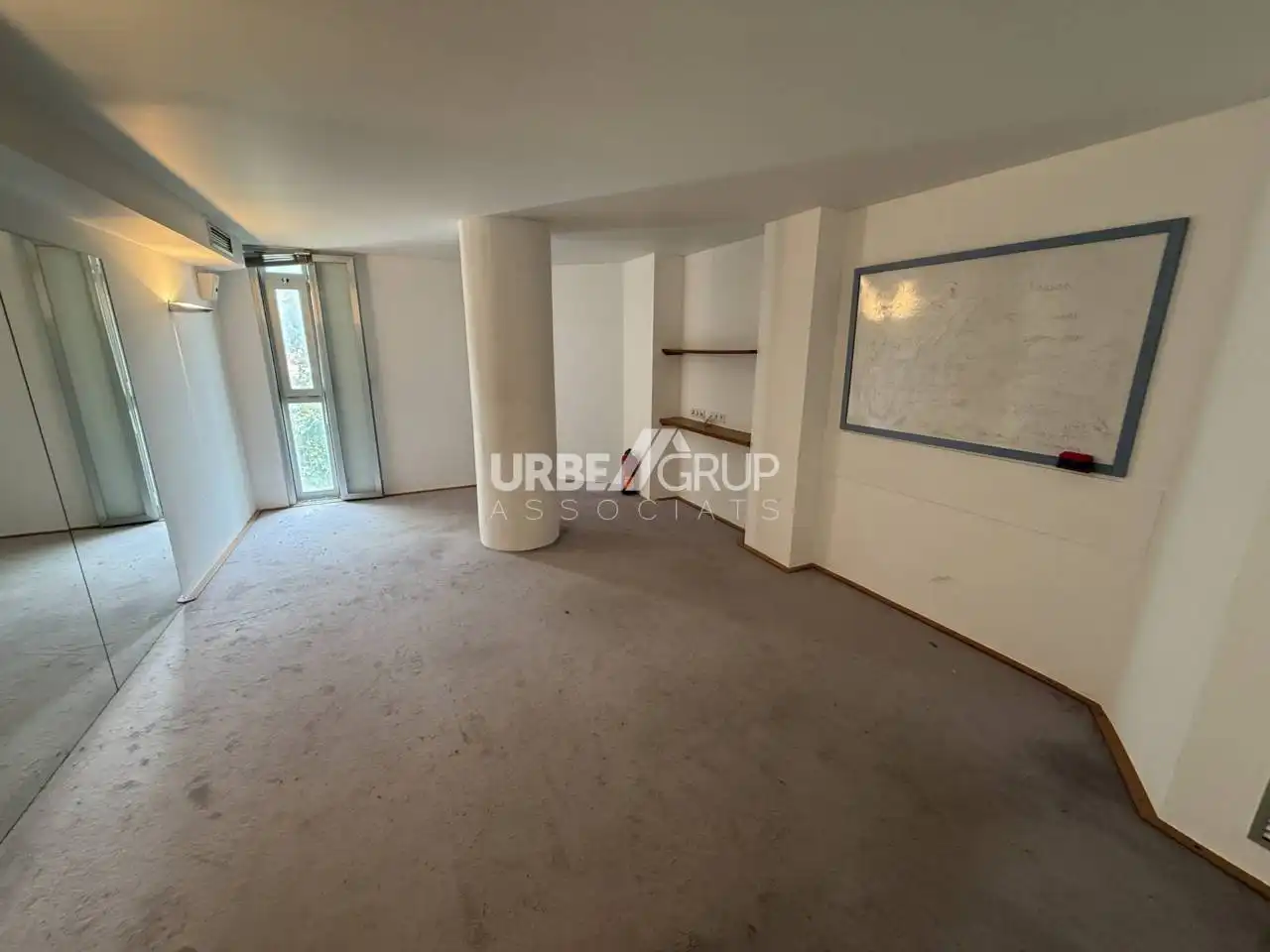 Büro zur Miete in Terrassa mit Heizung