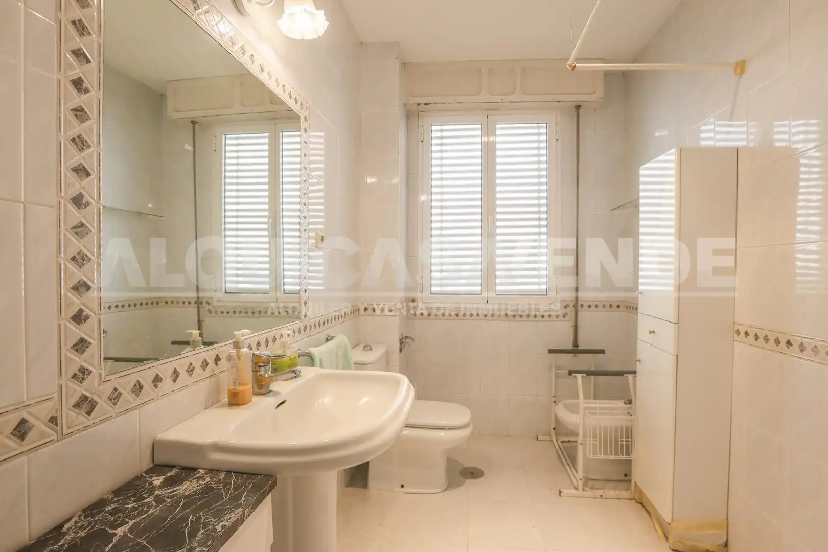 Flat with balcony for sale in Los Remedios, imagen 22
