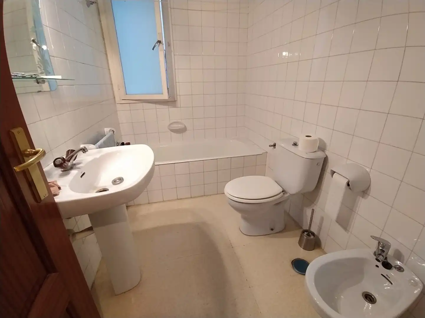 Bathroom of Flat for sale in Avilés