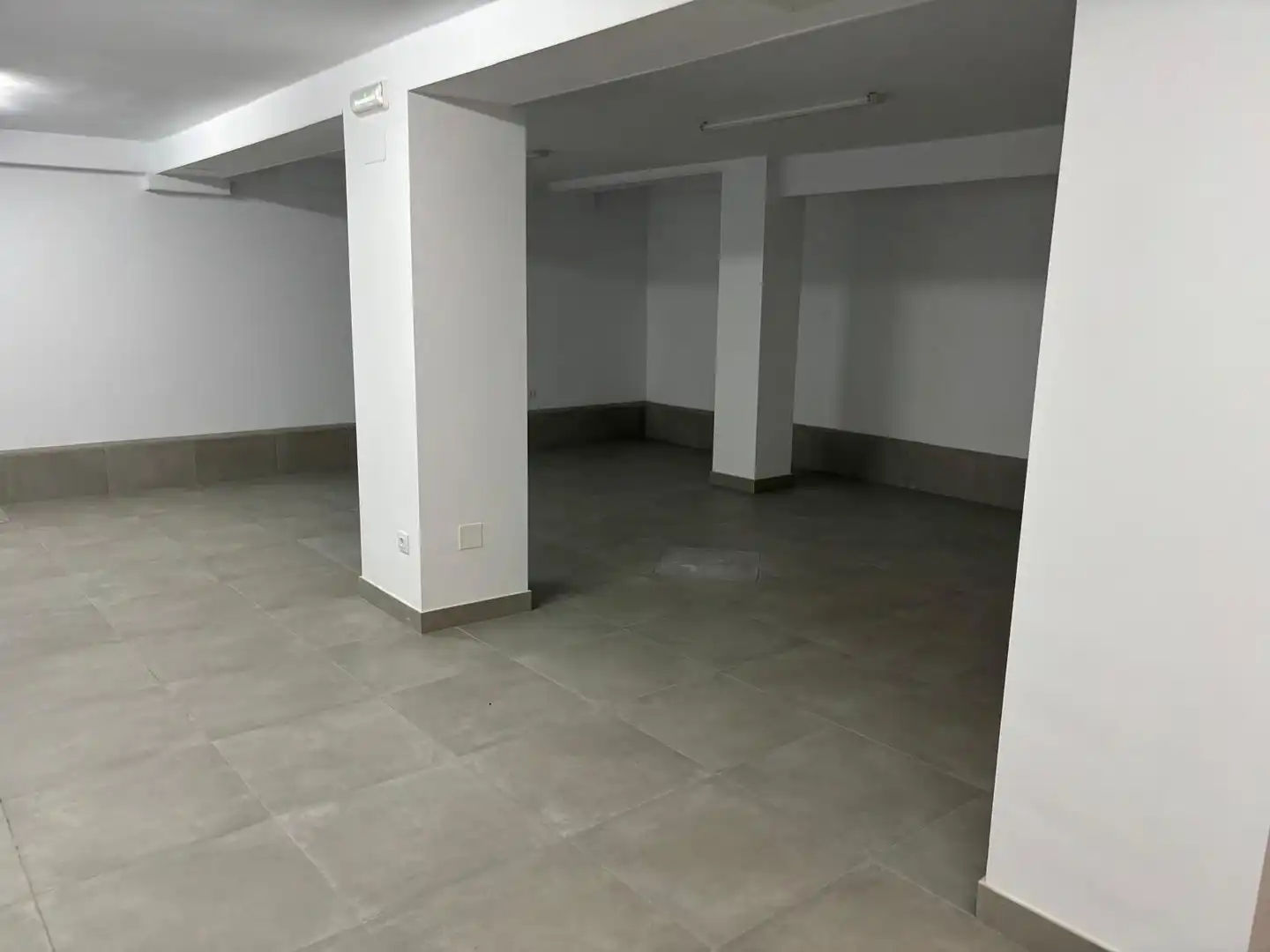 Business premises to rent in Calle JULIAN URBINA, imagen 8