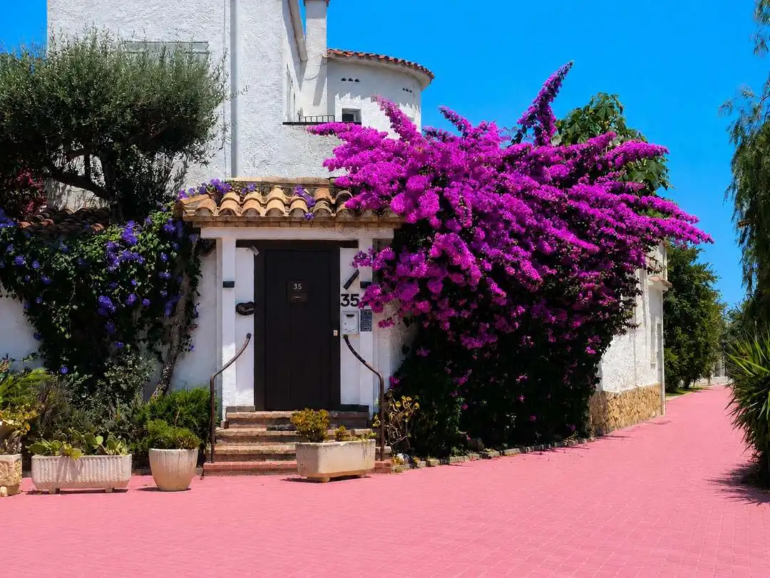 Exterior view of Houses for sale in Empuriabrava  with Air Conditioner and Heating