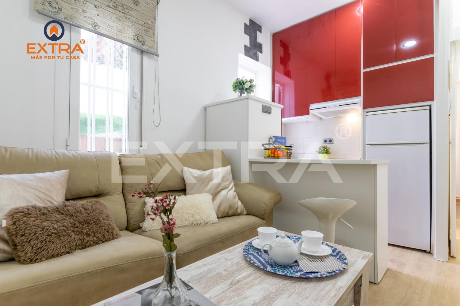 Sala d'estar de Apartament en venda en  Madrid Capital amb Calefacció