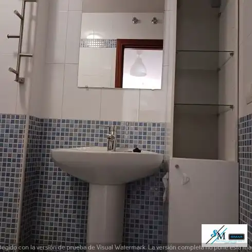 Bany de Pis de lloguer en Bargas amb Aire condicionat, Calefacció i Moblat